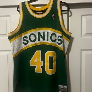 Mitchell & Ness Green and Yellow Sonics Jersey